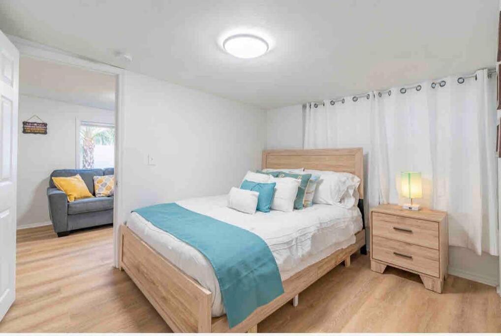 Lovely 2 Bedrooms, Steps Away From The Beach. Bradenton Beach Exteriör bild