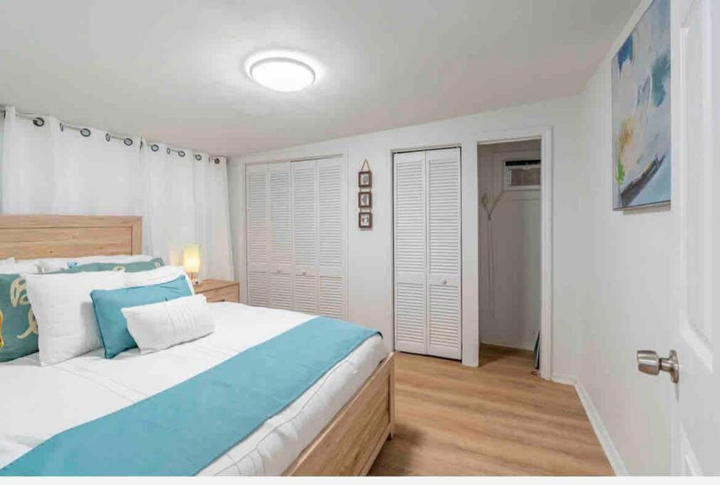 Lovely 2 Bedrooms, Steps Away From The Beach. Bradenton Beach Exteriör bild